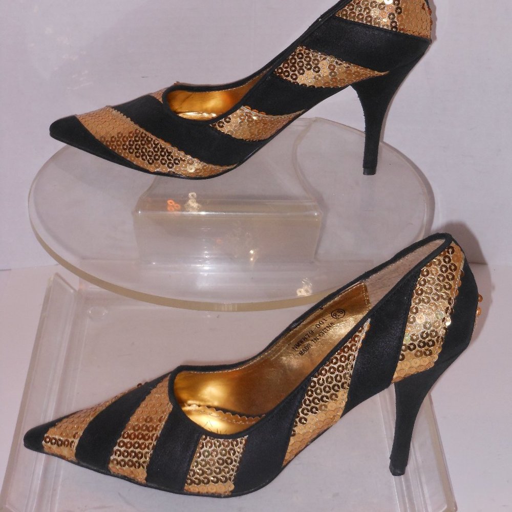 NAUGHTY MONKEY GOLD AND BLACK POINTED TOE PUMPS
